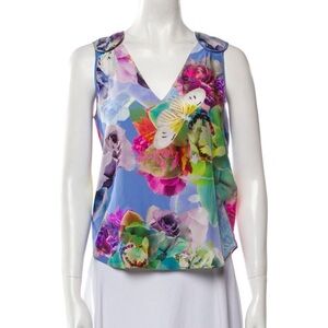 Beautiful silk Amanda Uprichard top. Size small.